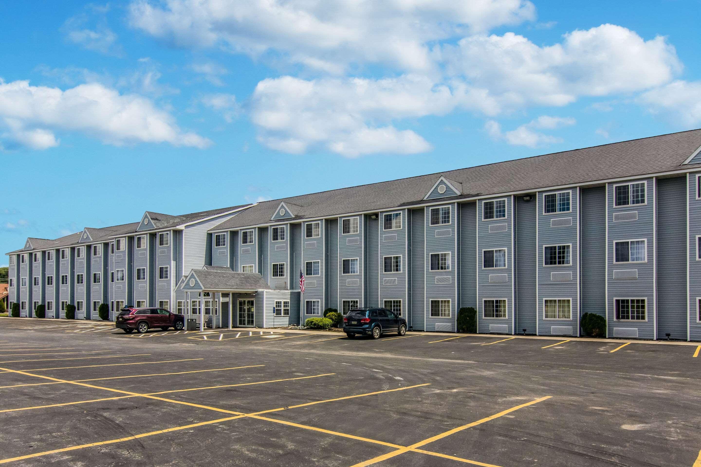 Monroe Heights Grove City Kültér fotó